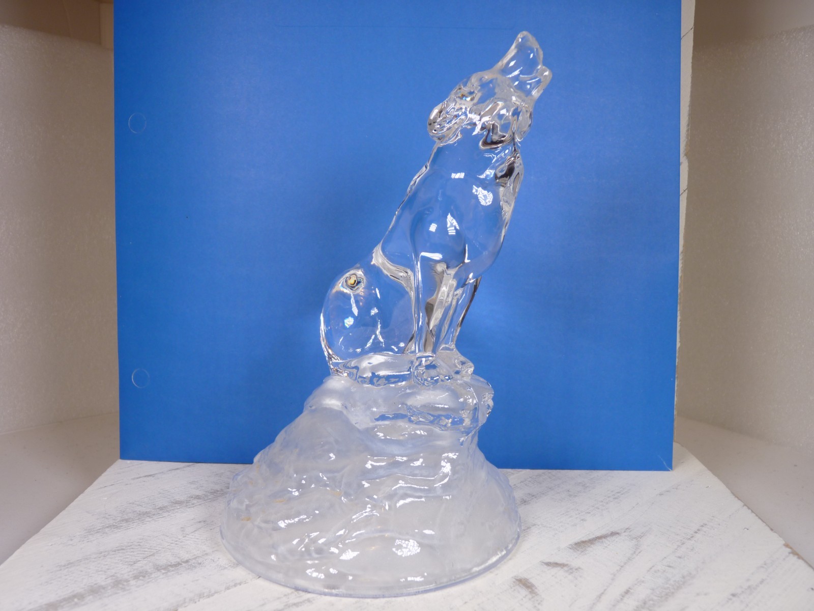 Crystal Howling Wolf Figurine Clear & Frosted Glass Cristal D’ Arques – R2