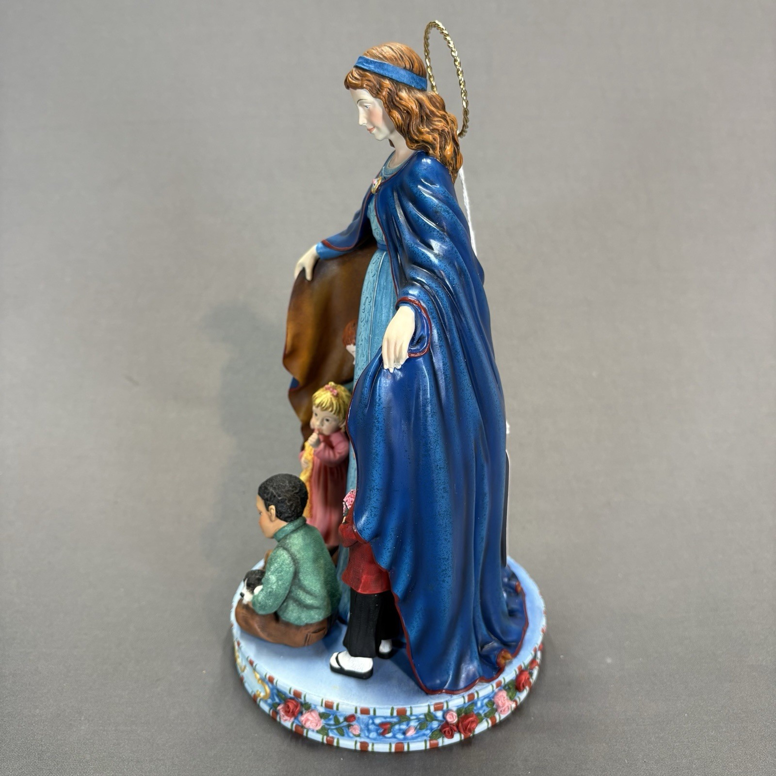 Pipka Earth Angels Virgin Mary Mother of All Children Madonna Collection
