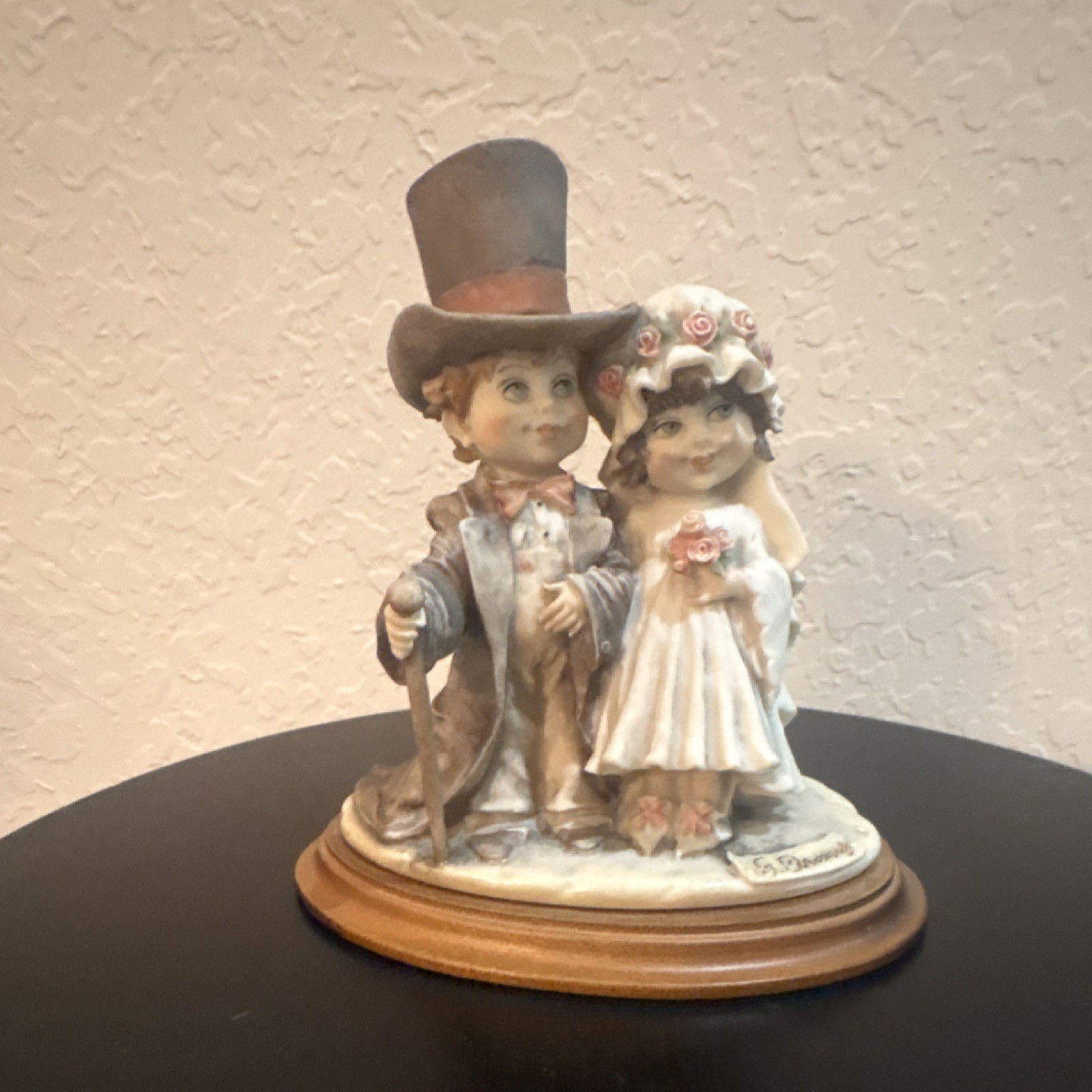 Vintage Capodimonte Bride and Groom Wedding Sculpture by Giuseppe Armani Signed