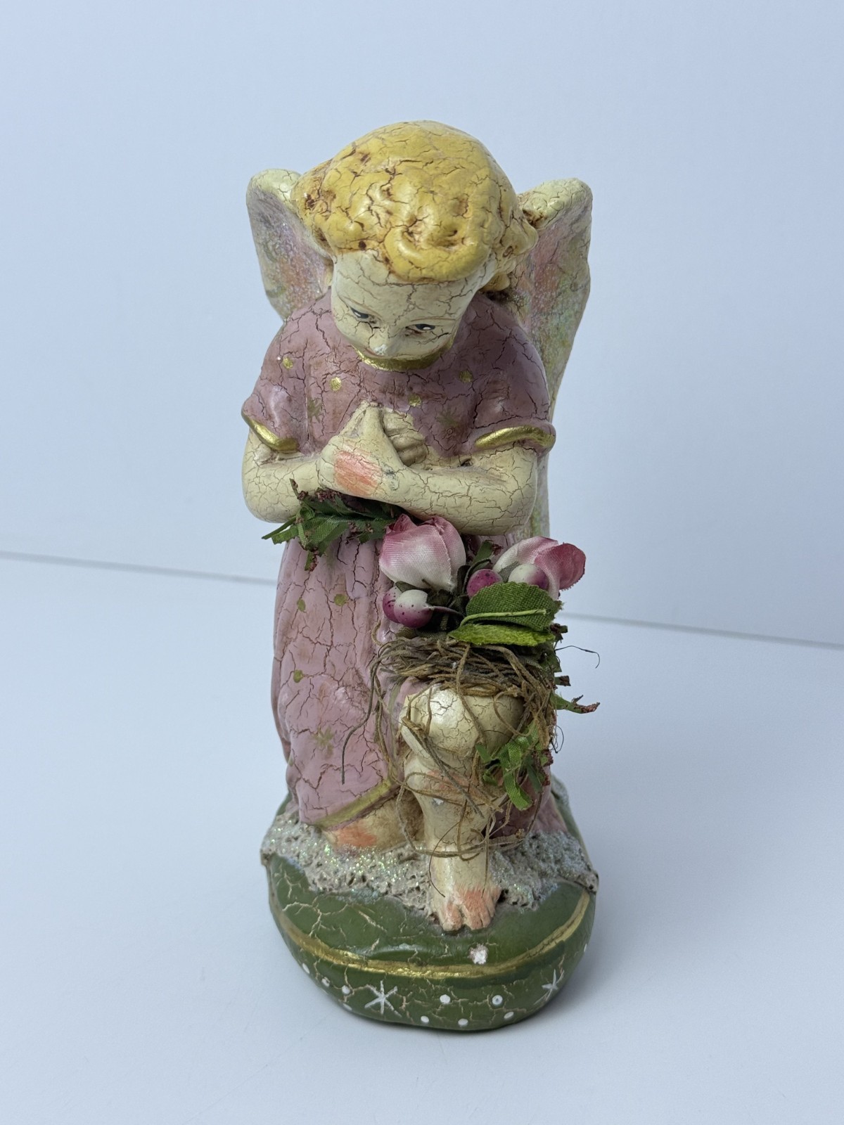3 Angle Decorative Figurines Display/Tabletop & Wall Hanging
