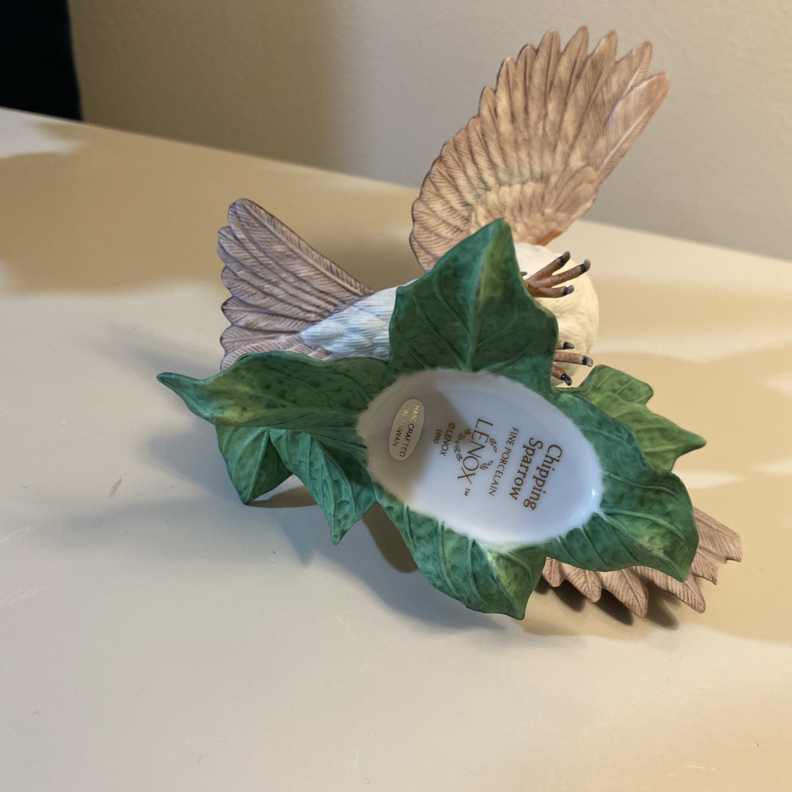 Lenox Garden Bird Figurine *damaged Chipping Sparrow 1990 Taiwan In Flight