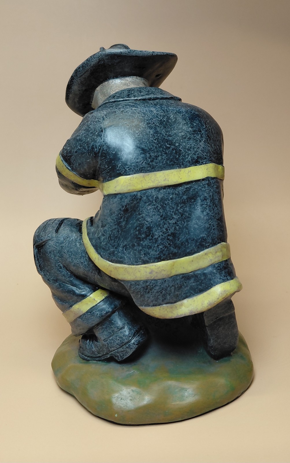 “9/11 Firefighter Enduring Spirit” Memorial Figurine-2002