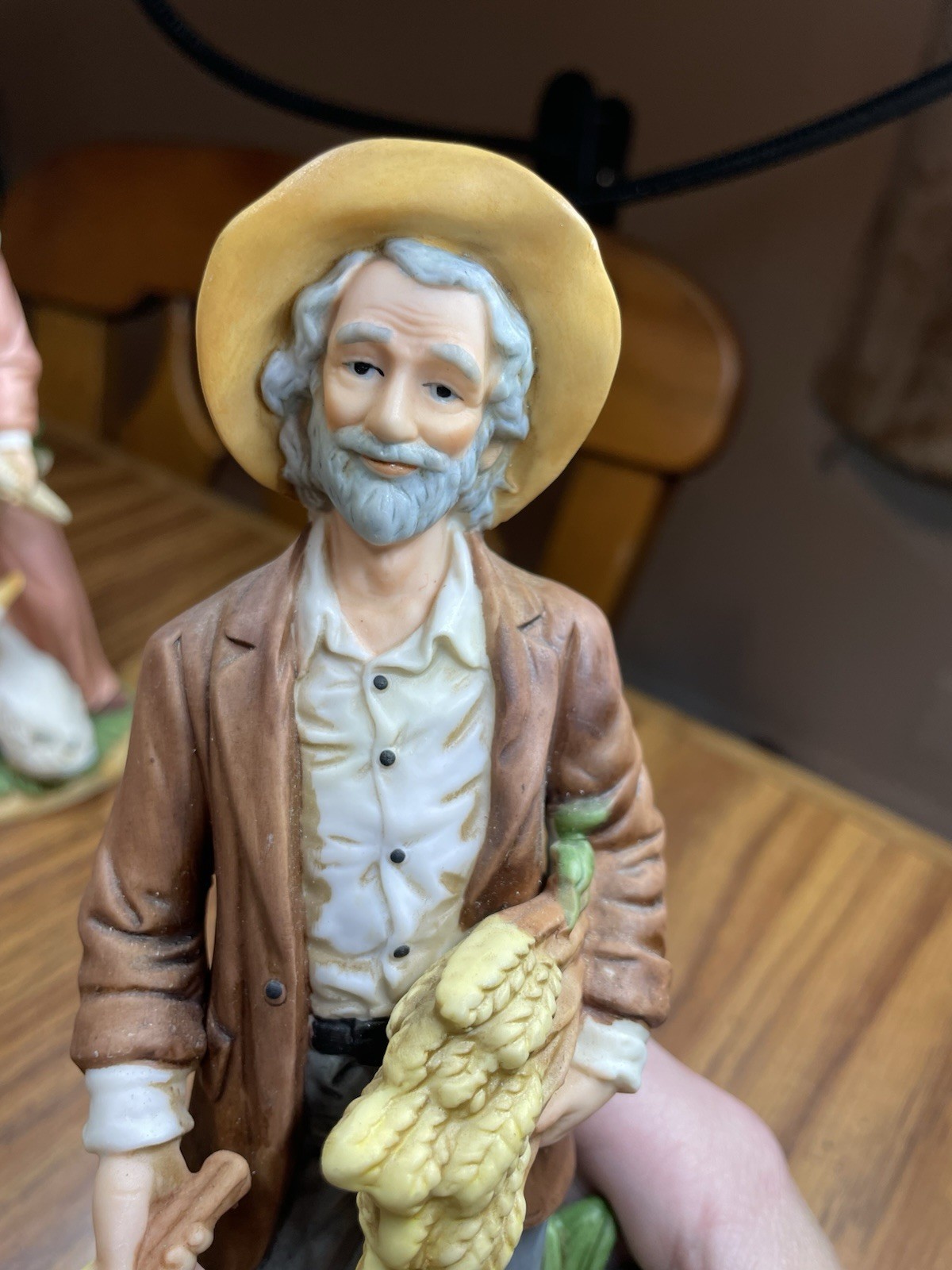 VTG Homeco #1477 Elderly Man & Woman Ducks Chickens Harvest Farm Country Decor