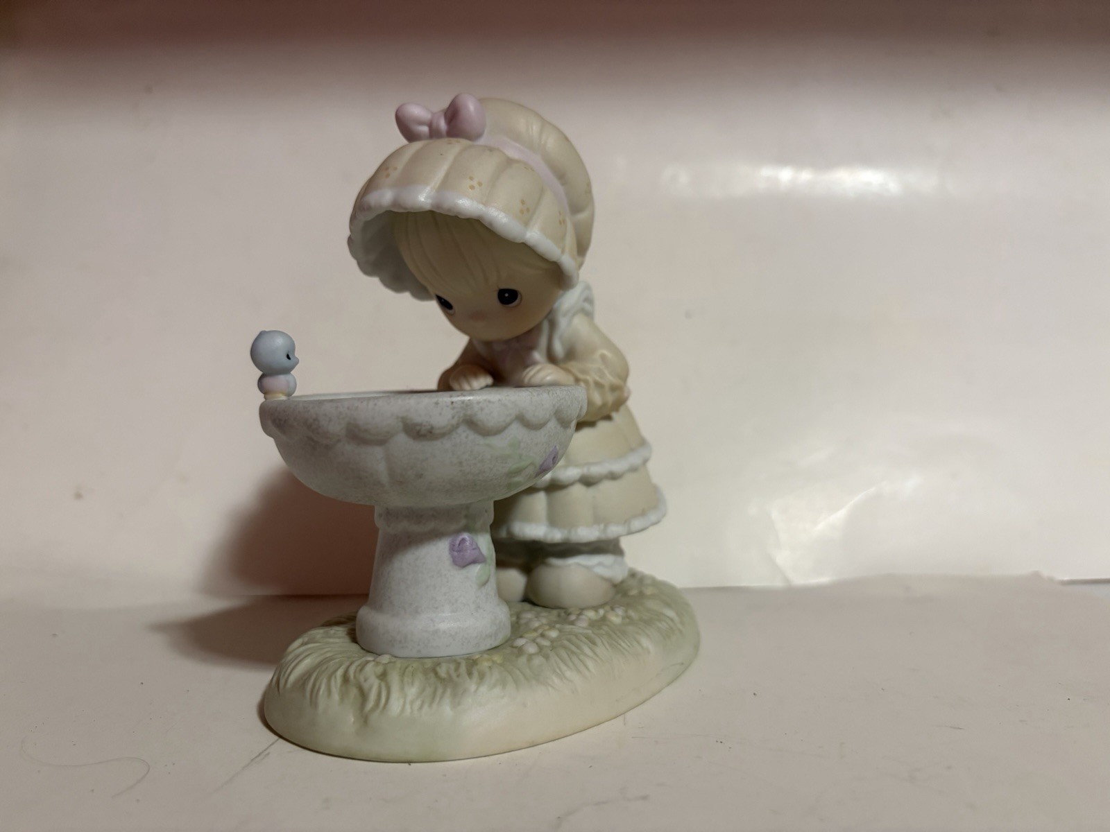 Precious Moments 1990 Figurine “A Reflection of His Love” #522279