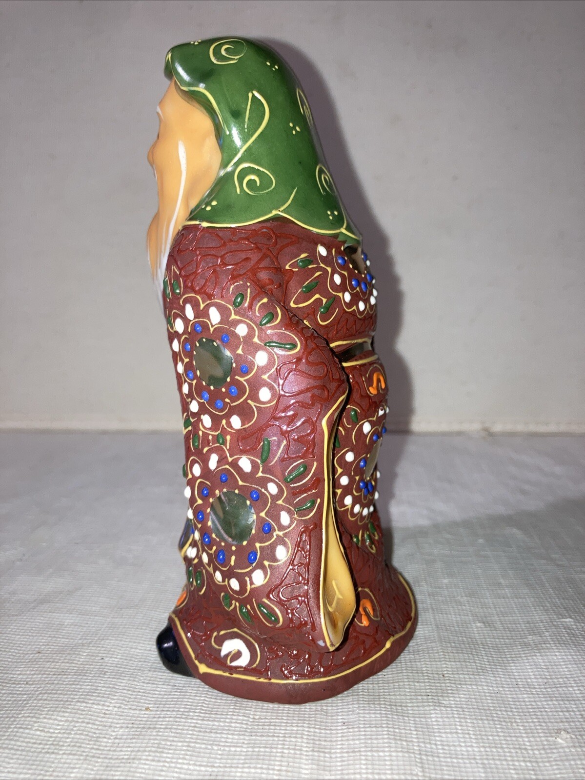 Kutani Japanese Porcelain Moriage Jurojin 7 Gods Of Luck Antique 5 7/8″ Figurine