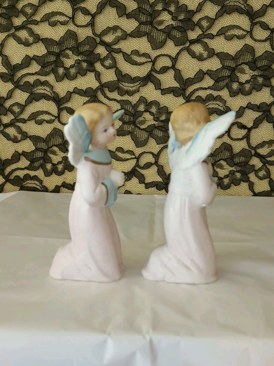 Vtg Pair Of 2 ARDCO Bisque Porcelain Kneeling Angel’s Figurines 1950s Japan