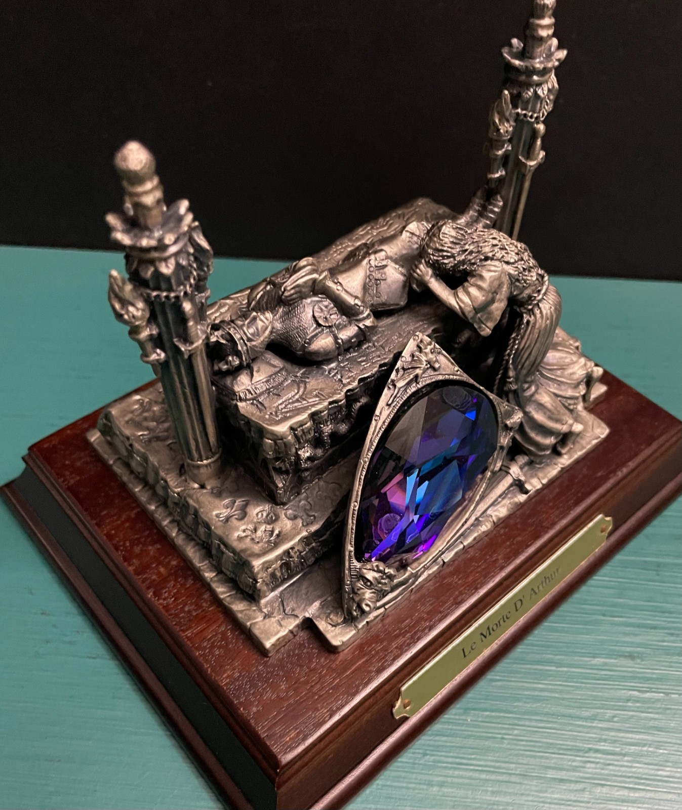 Tudor Mint Pewter King Arthur Queen Guinevere Excalibur Sword Camelot Art Statue