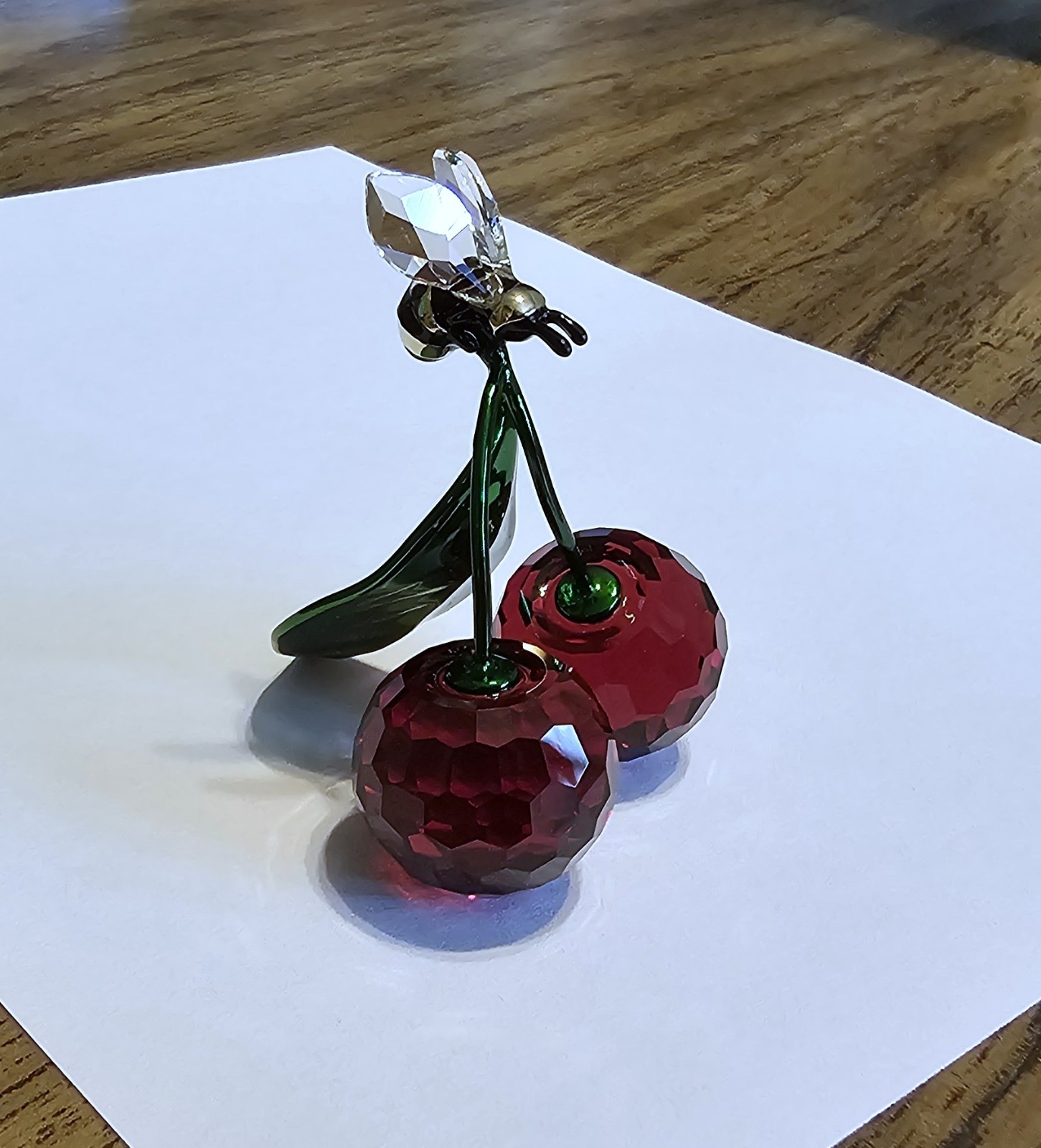 🐝🍒Swarovski 2024 L.E. Idyllia Bumble Bee on Cherries Figurine, Green Metal NIB