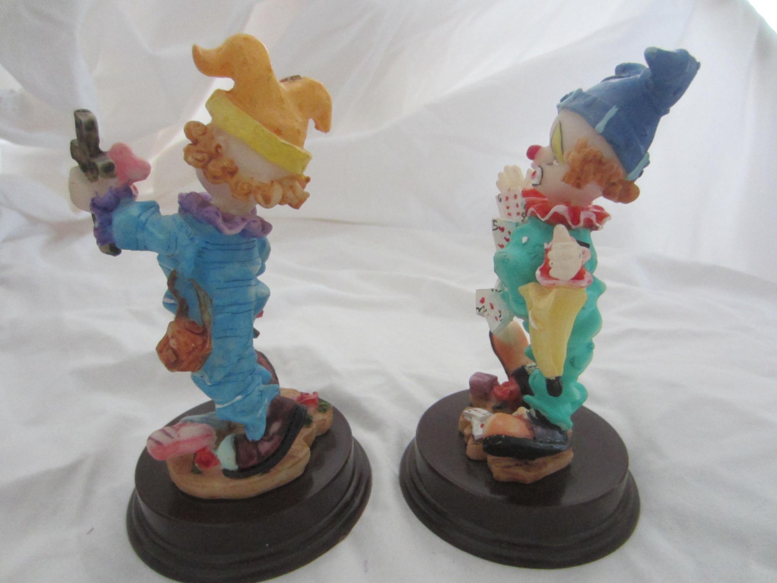 2 K’s Collection Clowns Multi-color Figurine 5.75″ Tall Resin Figurines Decor