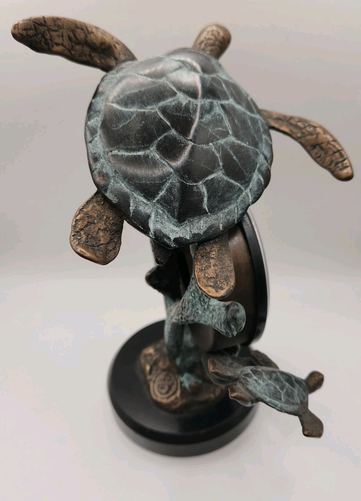 SPI Home Sea Turtle Duet w/ Seagrass Bronze/Brass Handpainted Sculpture Clock 8″