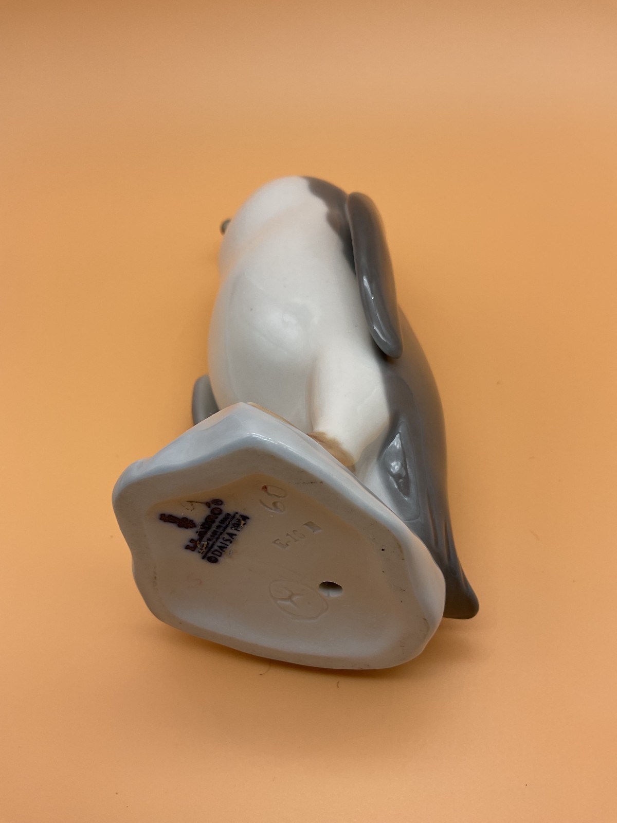 Lladro # 5248 “Penguin” | Mint Condition