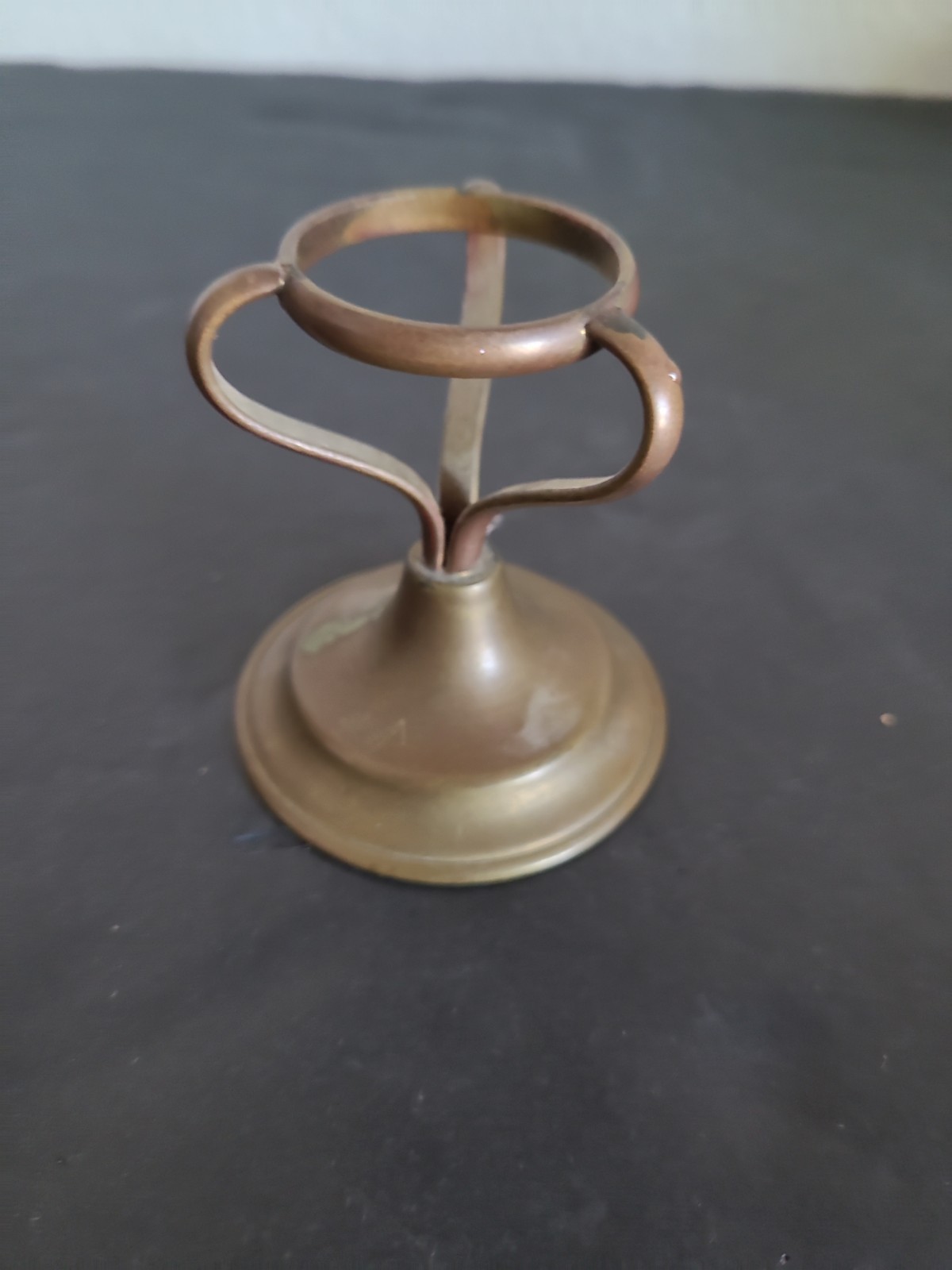 Vintage Polished Cream Onyx Stone Egg With Brass Stand