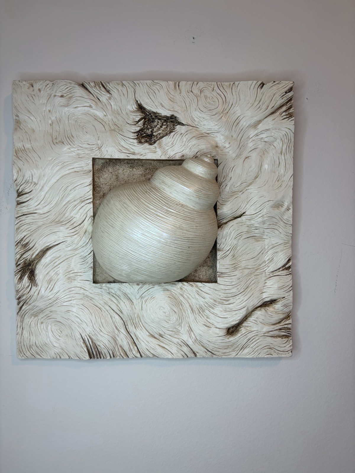 Jim Shore 2002 Spiral Seashell Hanging Wall Decor Plaque 12” Square 3D Rustic