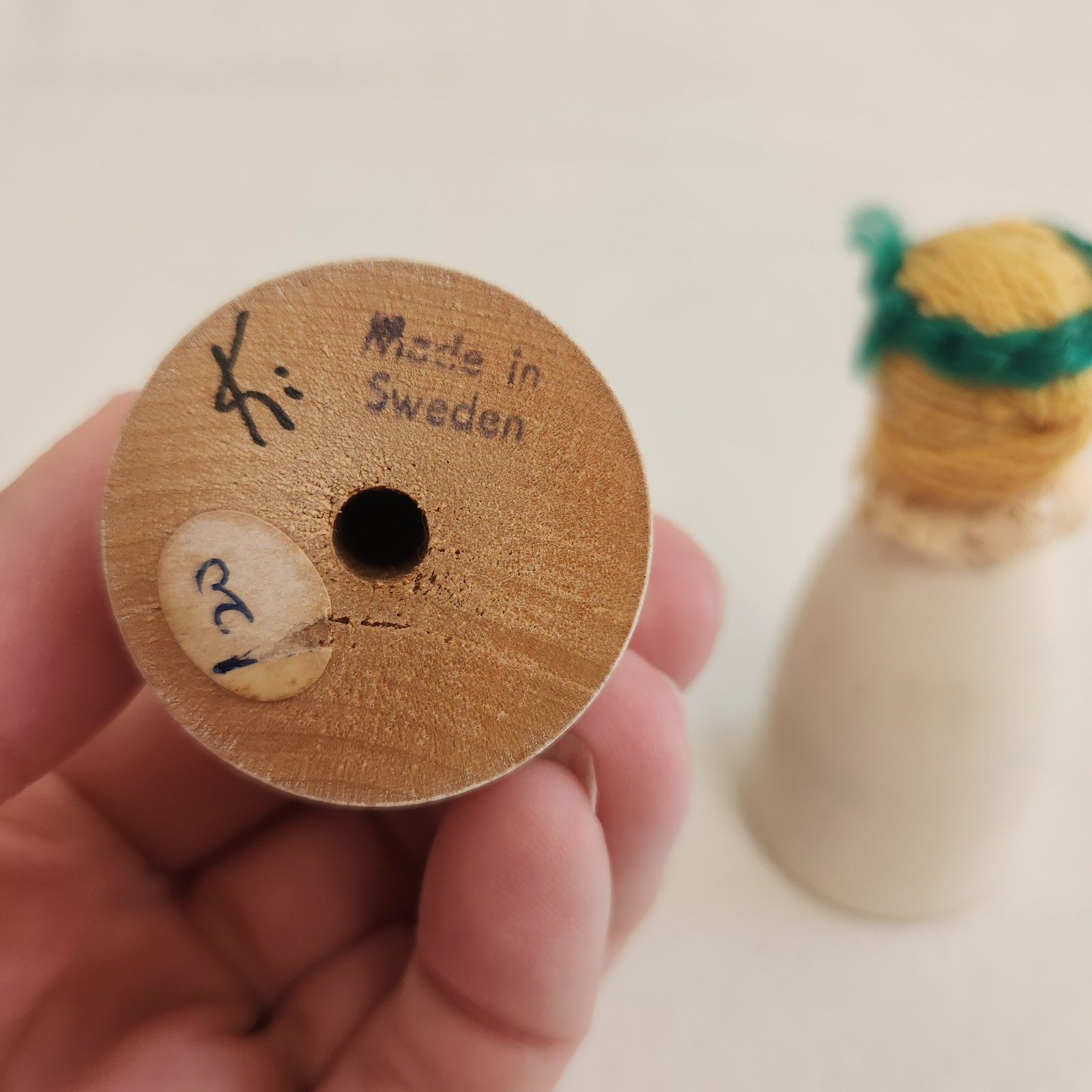 Vintage Christmas Wooden Peg Doll Folk Art Angel Figurine Sweden Set of 2 AS IS