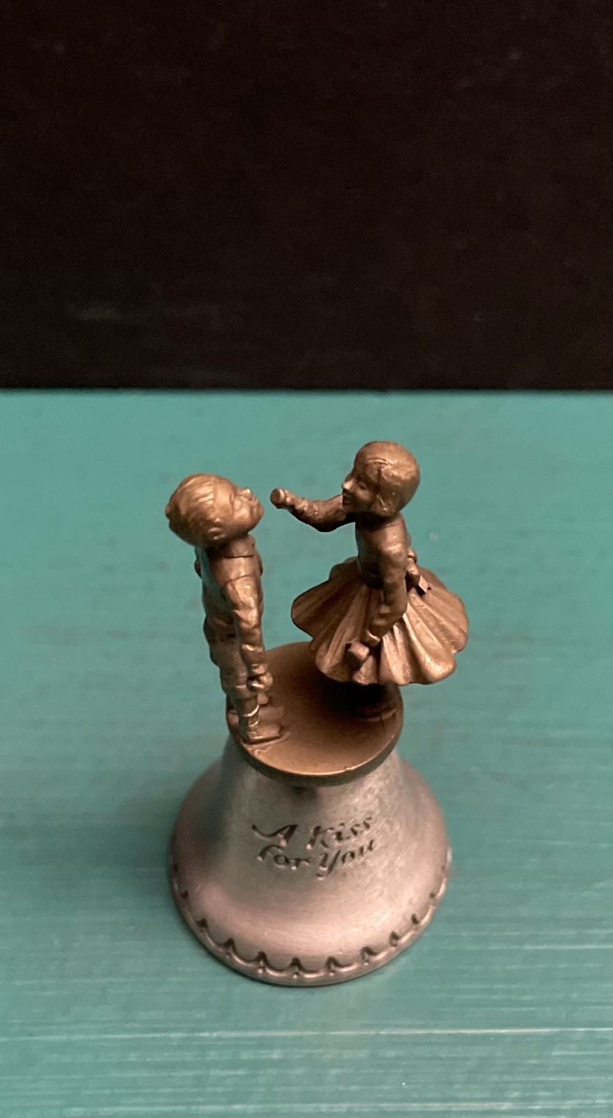 Fort Pewter Hershey’s Kisses Candy Kids Boy Girl Mini Art Figurine Souvenir Bell