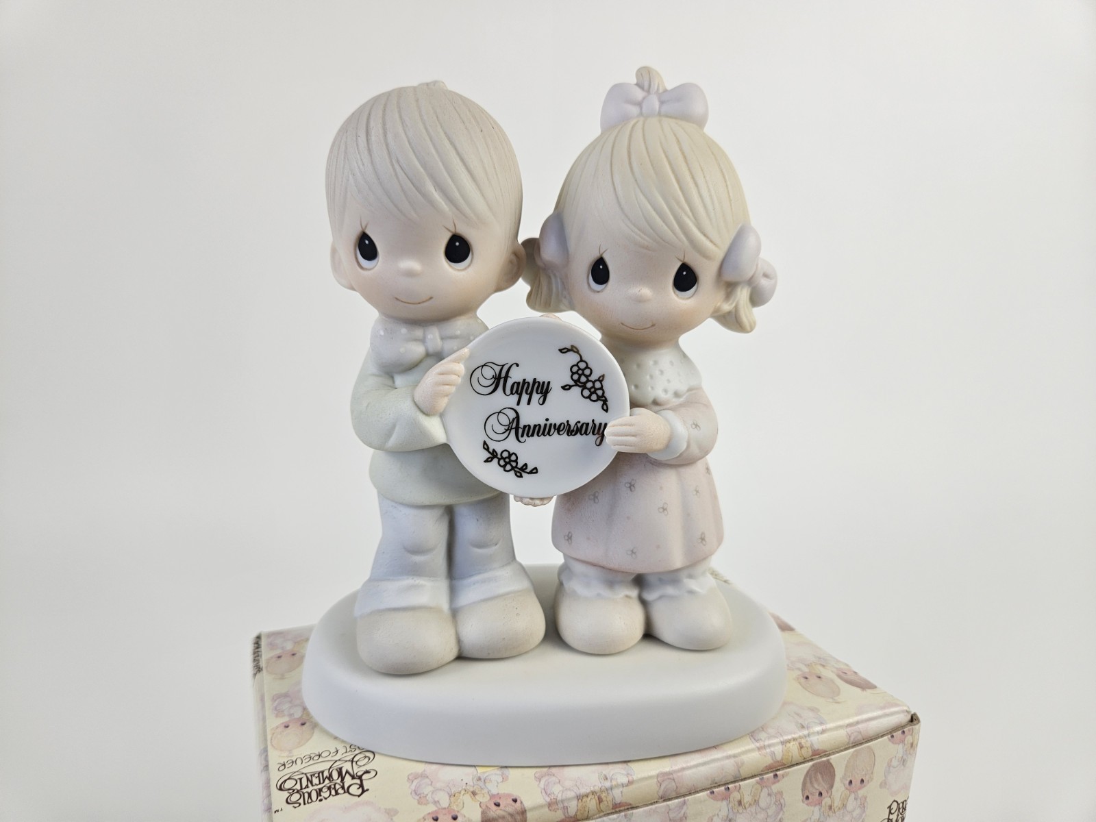 Precious Moments “HAPPY ANNIVERSARY” God Blessed Our Years Together 1983 w/ Box