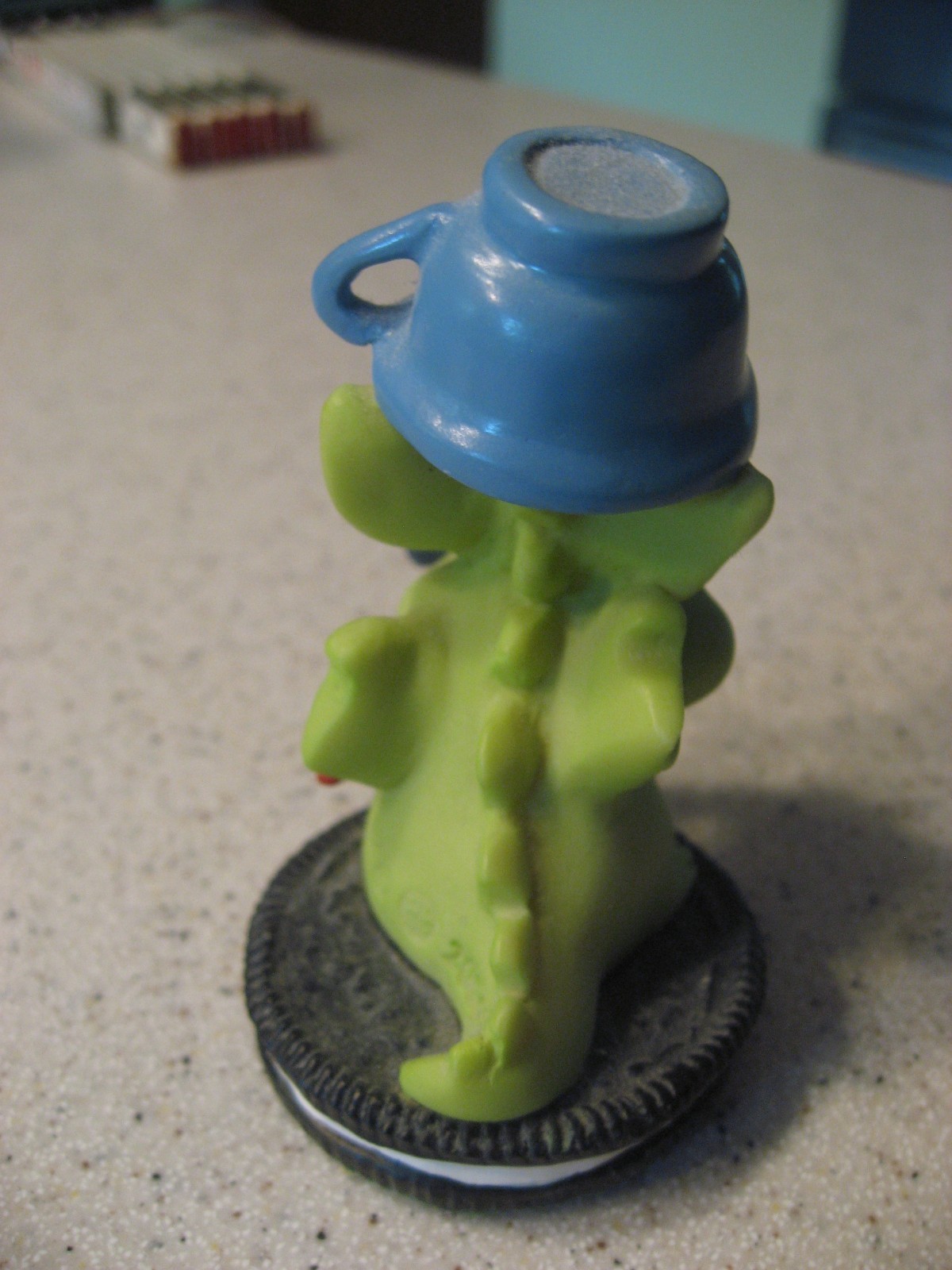 Real Musgrave Pocket Dragons Little Bow Figurine 2004