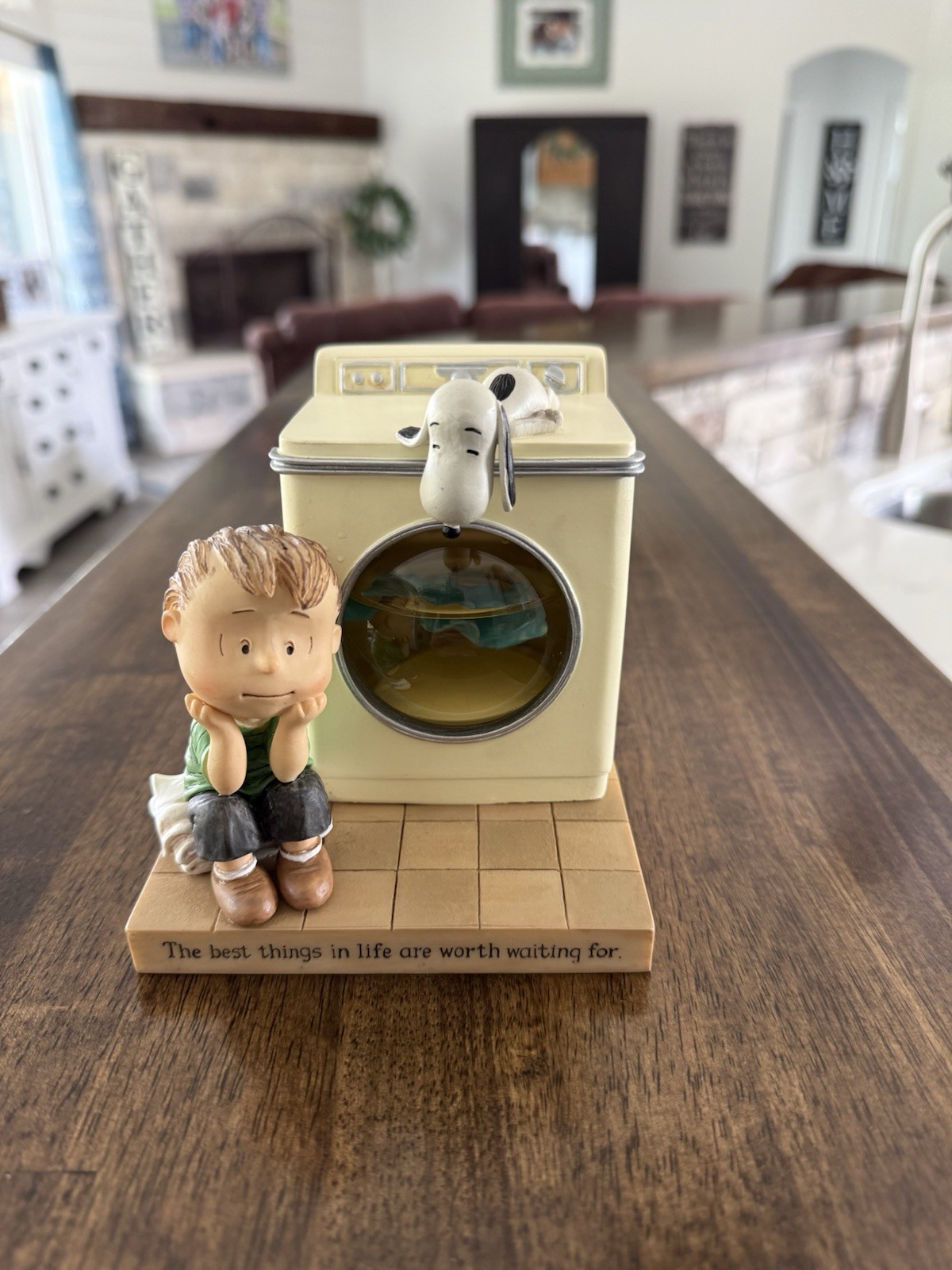 Hallmark Linus and Snoopy washing machine Globe THE BEST THINGS IN LIFE 2010