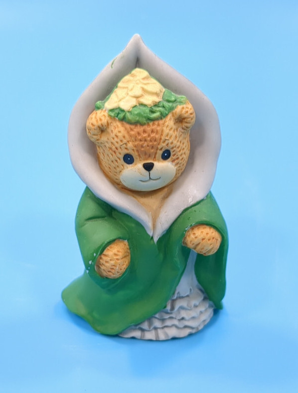 Lucy & Me Lily Flower Bear Figurine Lucy Rigg 1991 Flower Queen