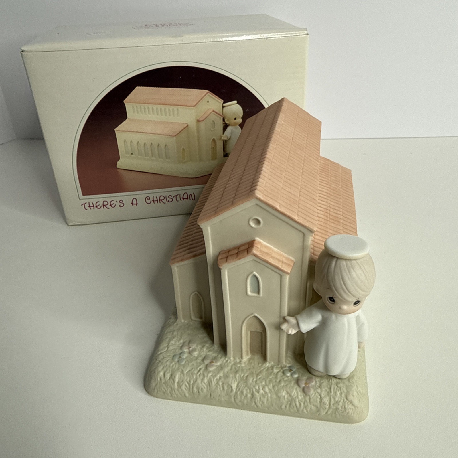 1989 Precious Moments There’s a Christian Welcome Here Chapel Figurine 523011