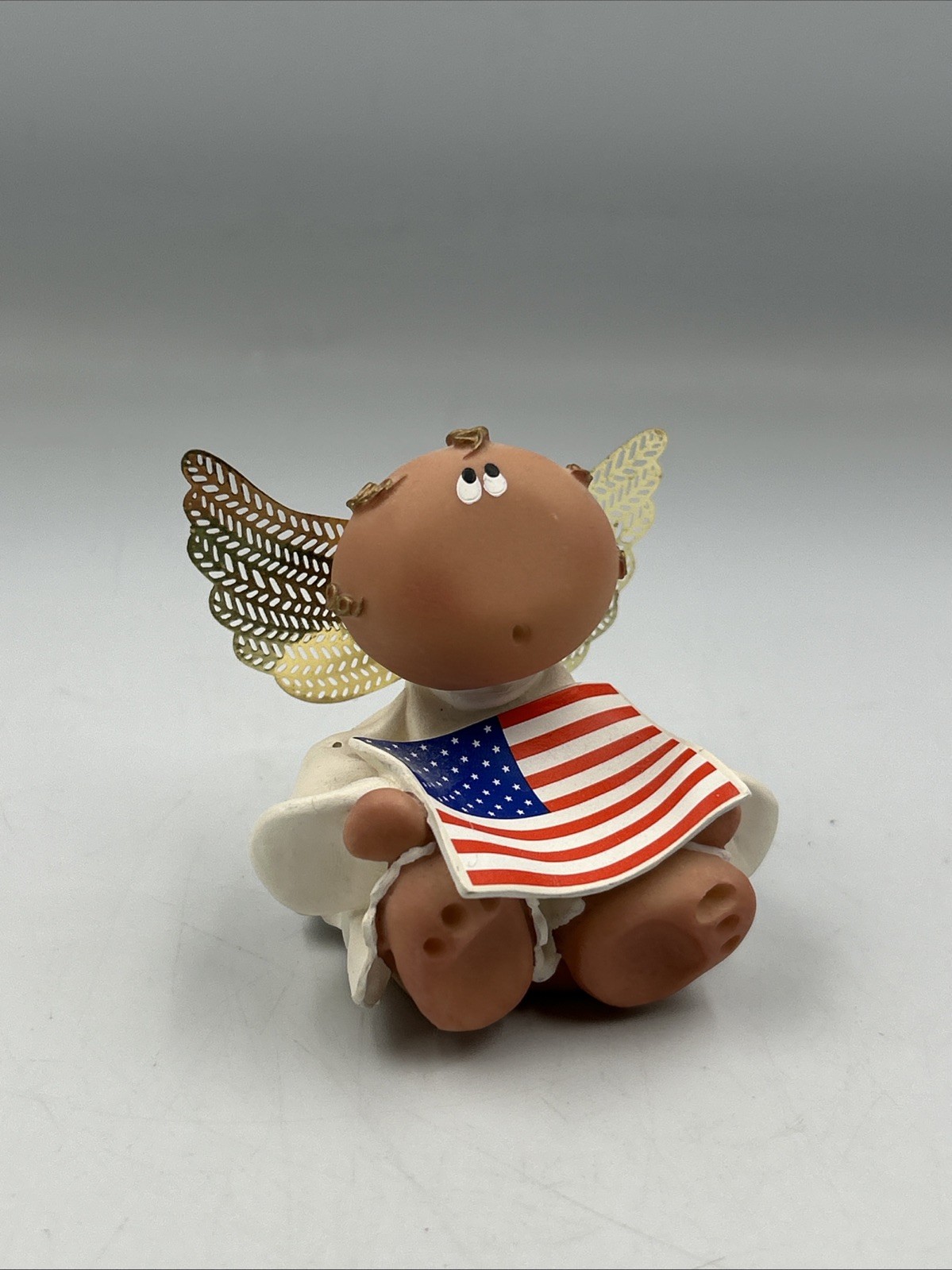 Angel Cheeks American Flag Russ Kirk 2.5″ Figurine 2001 Gold Wings