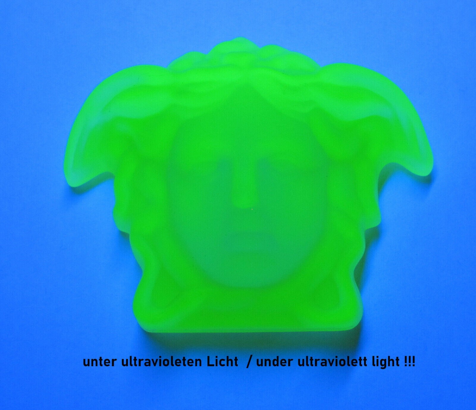 Yellow Uranium Glass Medusa Head Crafts Ornament NEW Changes to Green i UV Light