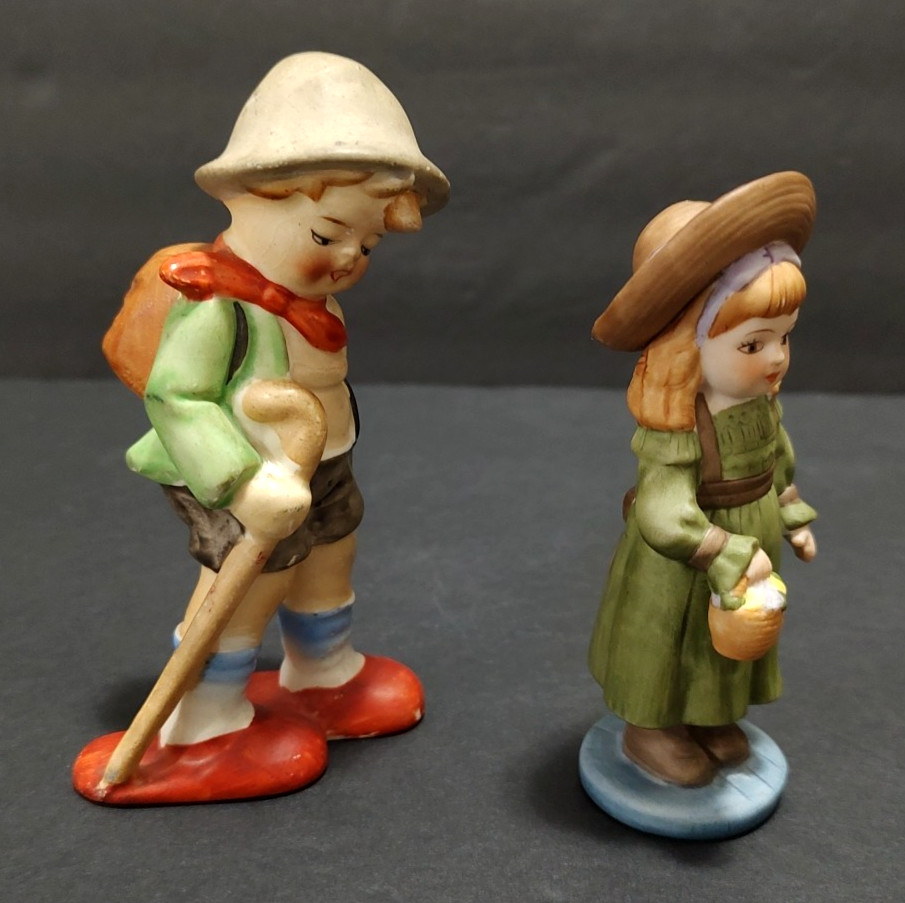 Vtg Pair of Porcelain Boy Girl Figurines Giordano Italy and Occupied Japan 4.50″