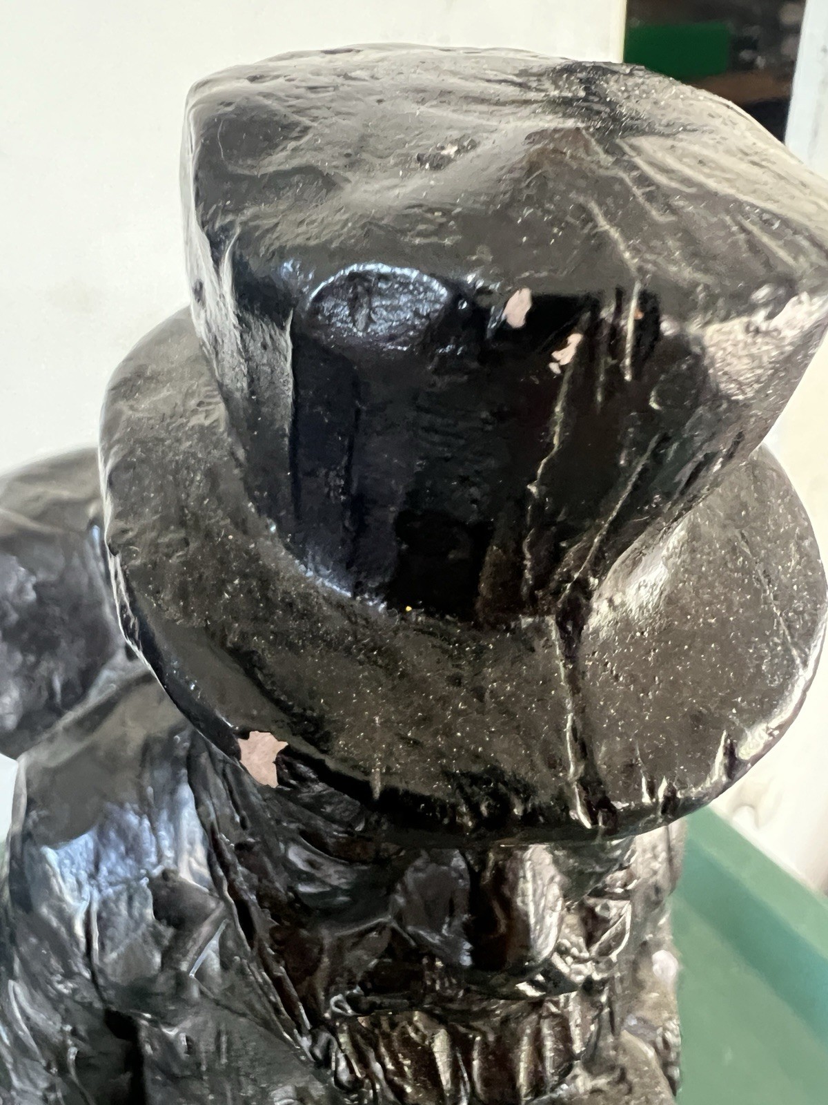 Vintage 1969 Austin Productions “The Peddler” Sculpture – 13″ Durastone Statue