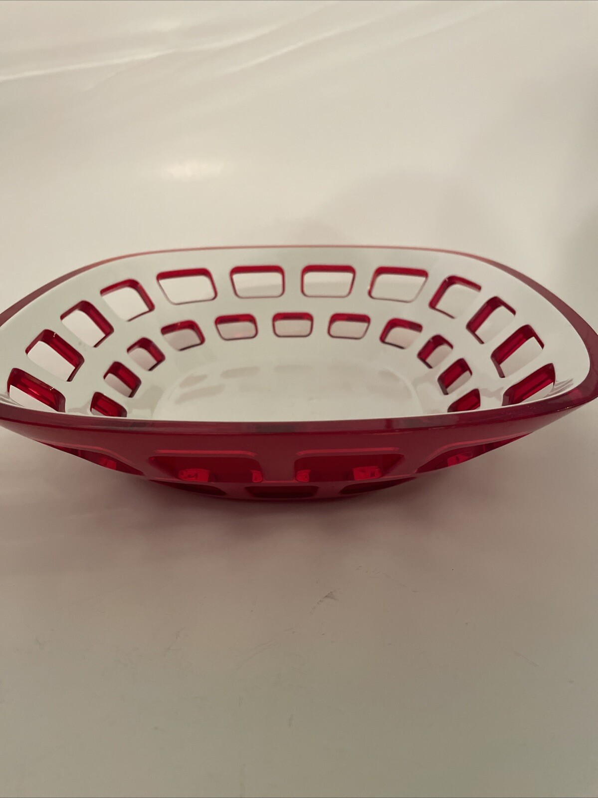 MCM Melamine Red & White Guzzini Bread basket Fruit bowl Lattice Italy 1960’s