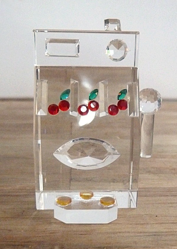 Crystal World ~ Crystal Slot Machine 3 Cherries!!!