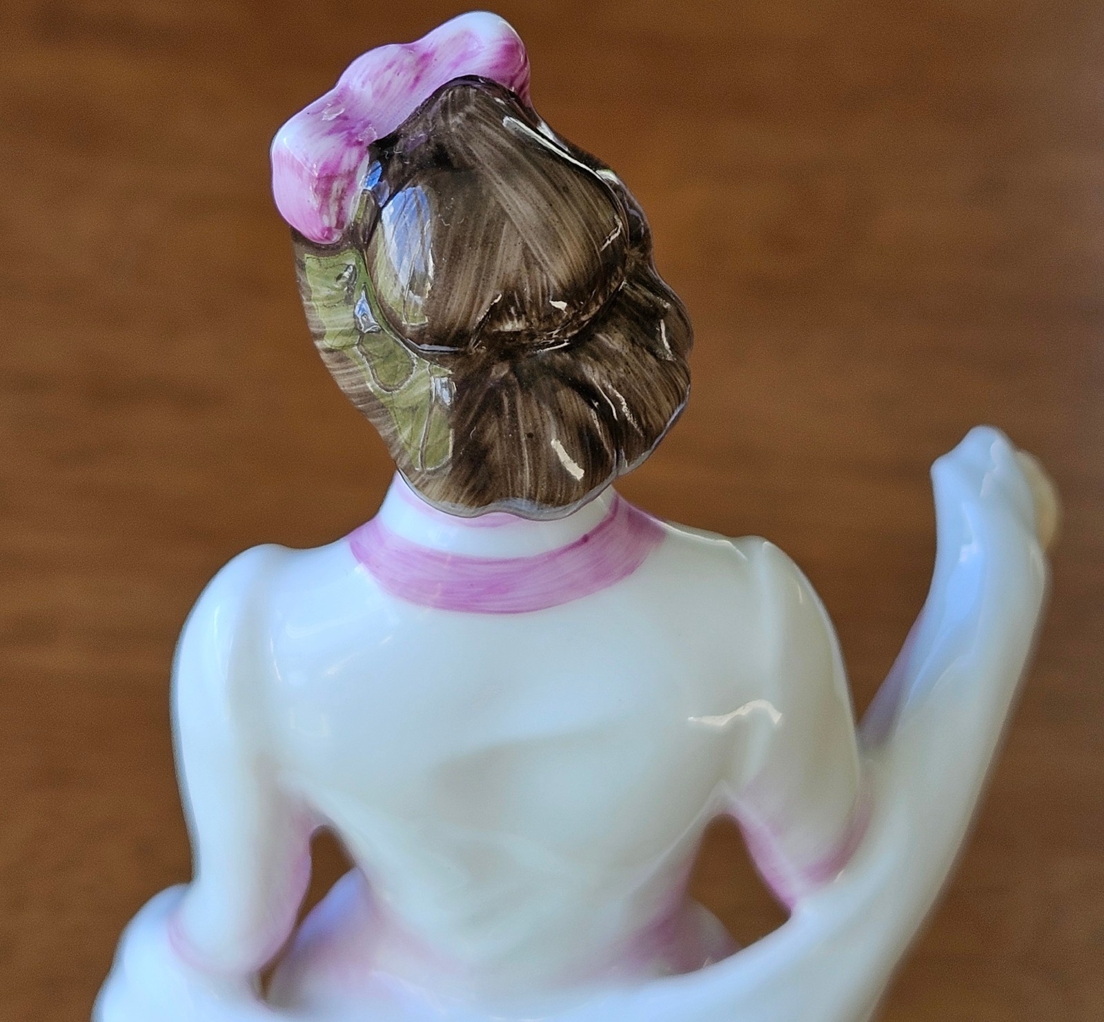 VINTAGE 1996 Royal Doulton Stephanie HN3759 Collectors Roadshow Tim Potts Figure