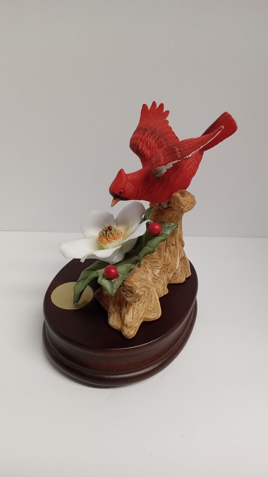 Vintage Heritage House ‘Springtime Serenades: CARDINAL’ Figurine with music box