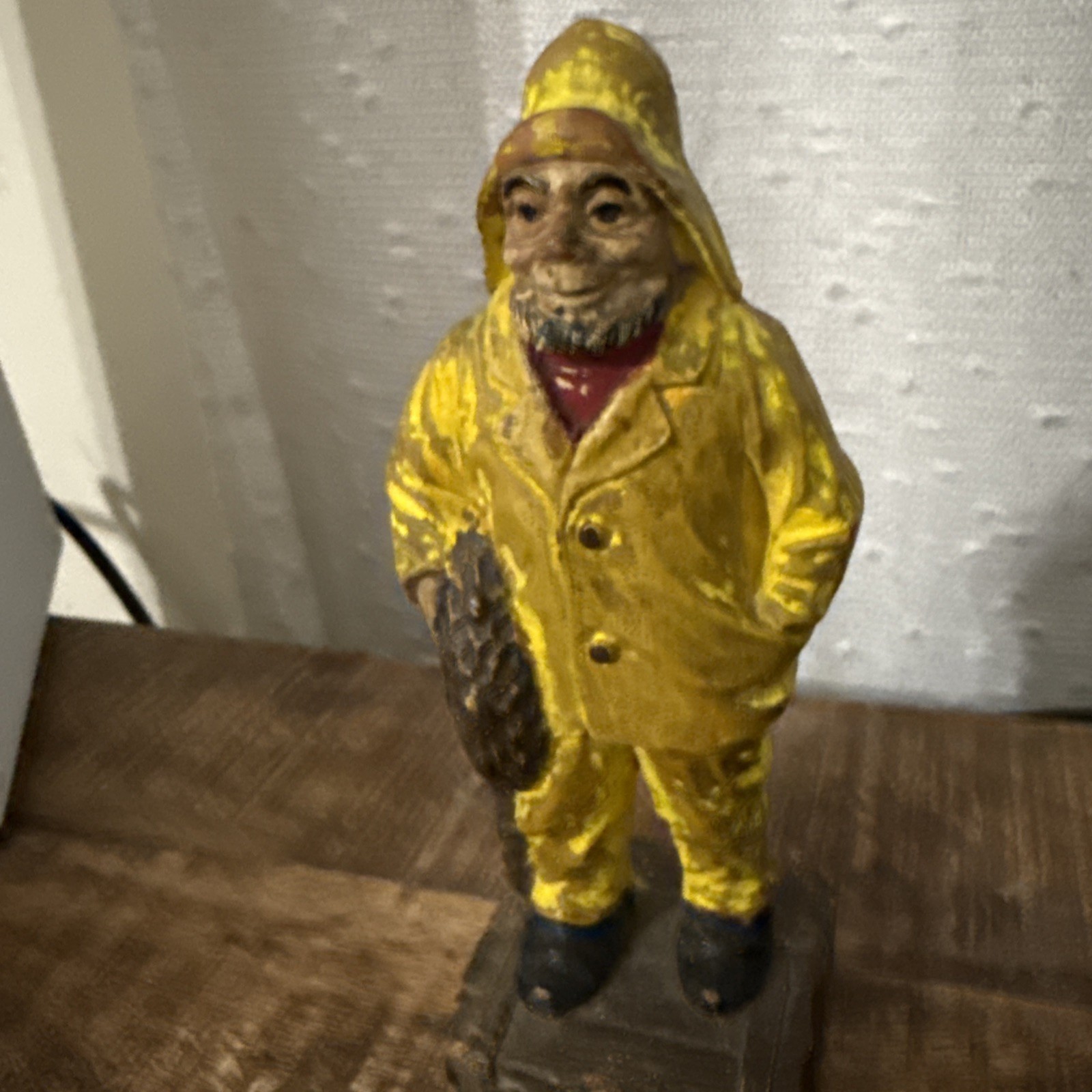 Vintage Hand Carved Fisherman Figurine – Nautical Folk Art Sailor Statue – 6”