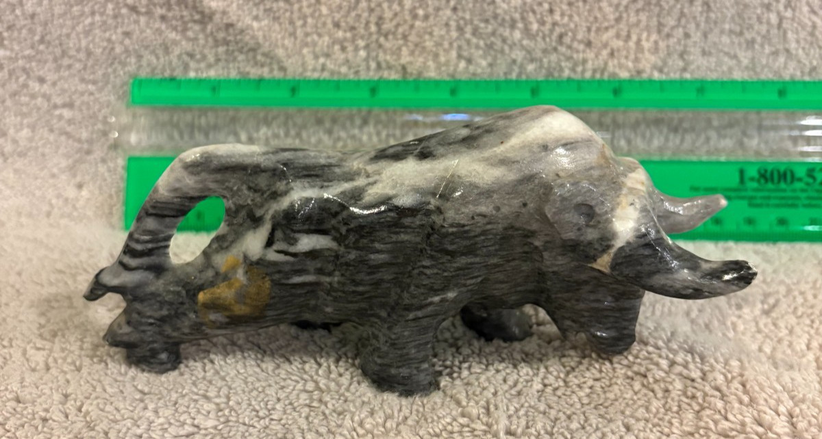 Vintage Gray Onyx Stone Bull – Charging gray bull