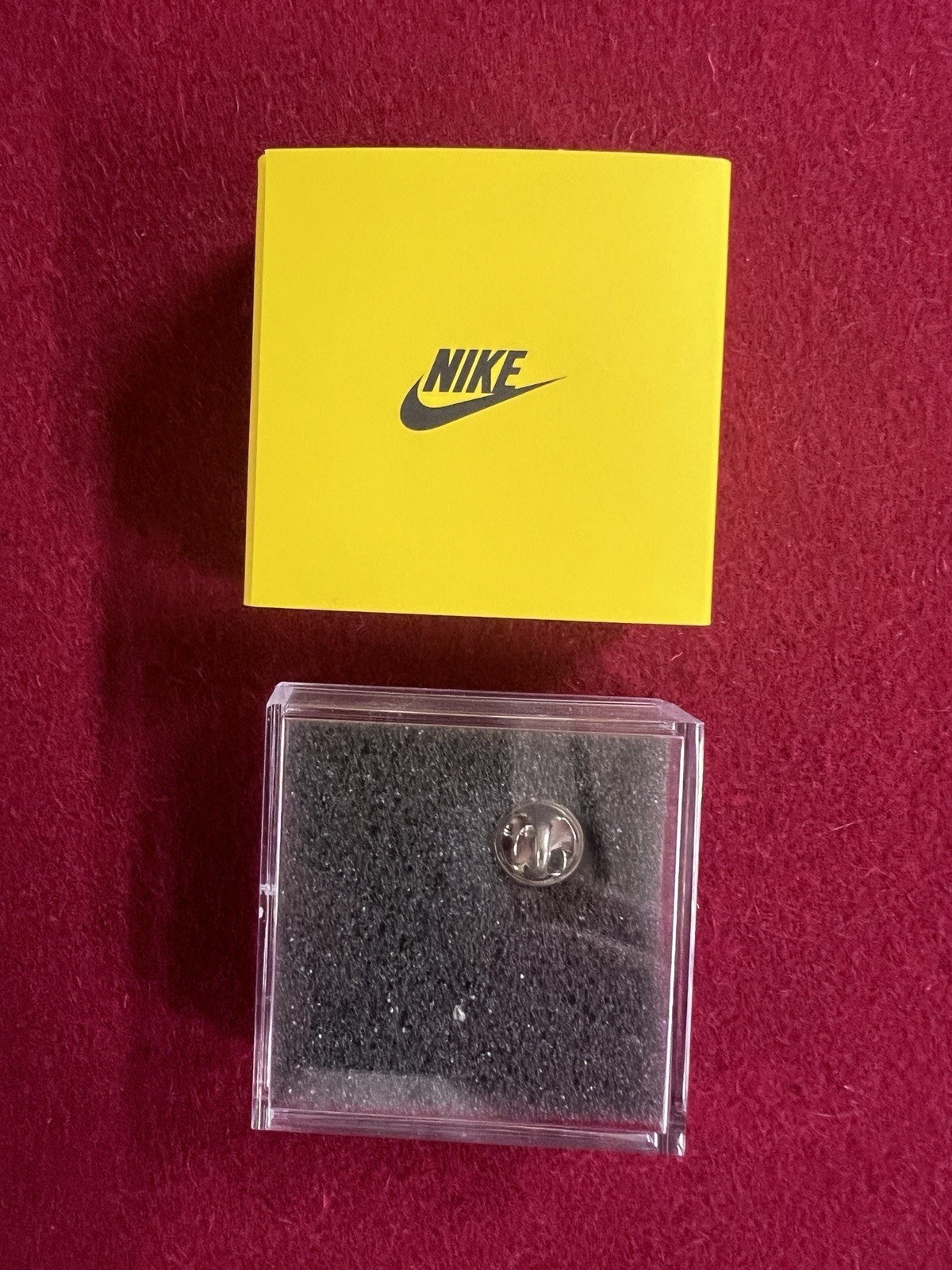 Nike Mag “2011 Mag” 4″ Ceramic Sculpture Back To The Future II 2 and Pin Set