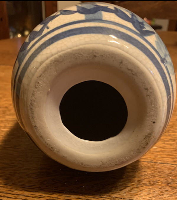Chinoiserie Porcelain Blue White Large Egg Shaped Figurine Crazing 8 1/4″ Tall