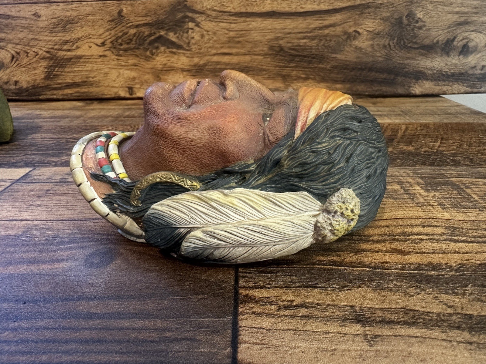 VINTAGE INDIAN HEAD CHALKWARE MADE IN ENGLAND NAVAJO