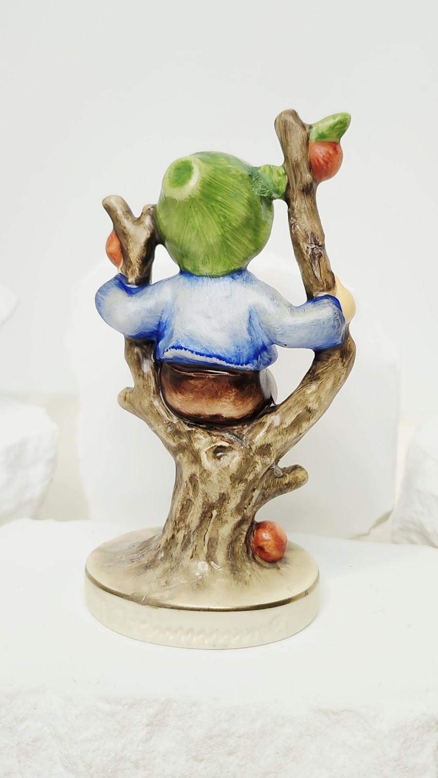 Goebel Hummel 50 Years Of Disney Magic Apple Tree Boy, Sp Ed / 1,000 Pcs – READ!