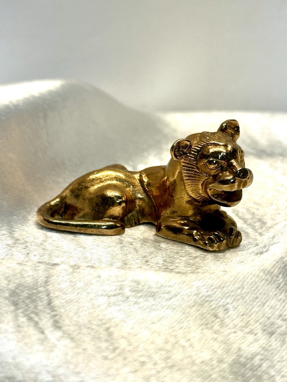 1976 MMA Metropolitan Museum Of Art LION Figurine Vintage