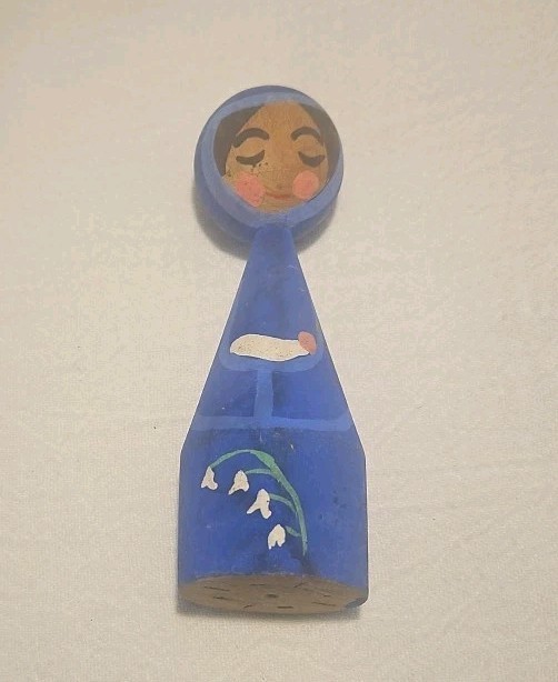 Danish Wooden 1 Pc Wood Peg Doll Mary Part Of Nativity Set 4.50″ Tall 1.50″ Wide