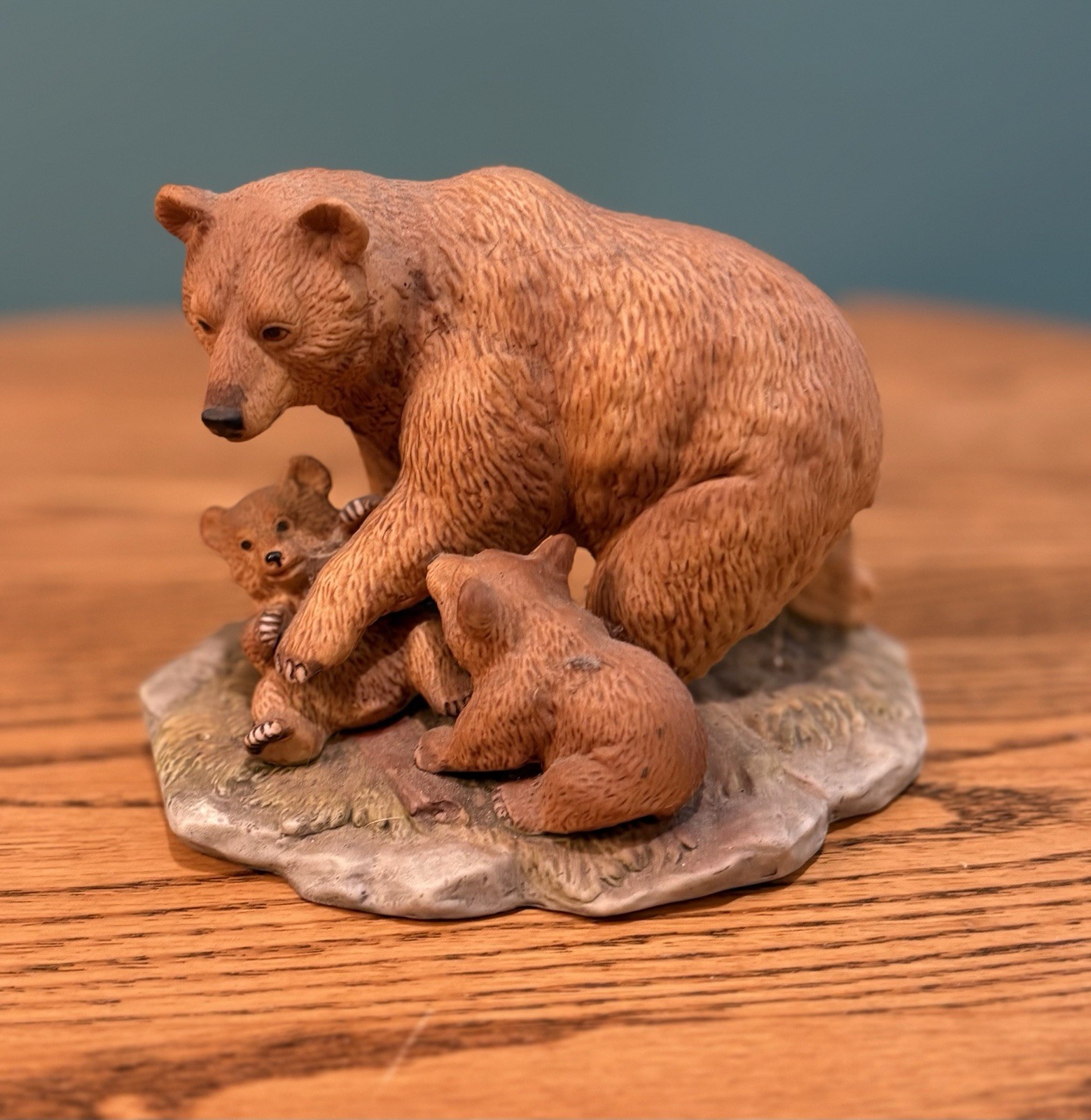 Pre Owned Homeco Adorably Precious BEAR FAMILY Figurine