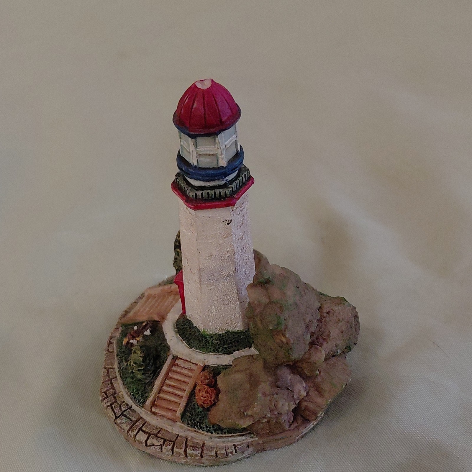 K’s Collection Lighthouse Resin Painted Nautical Figurine Decor for Any Room