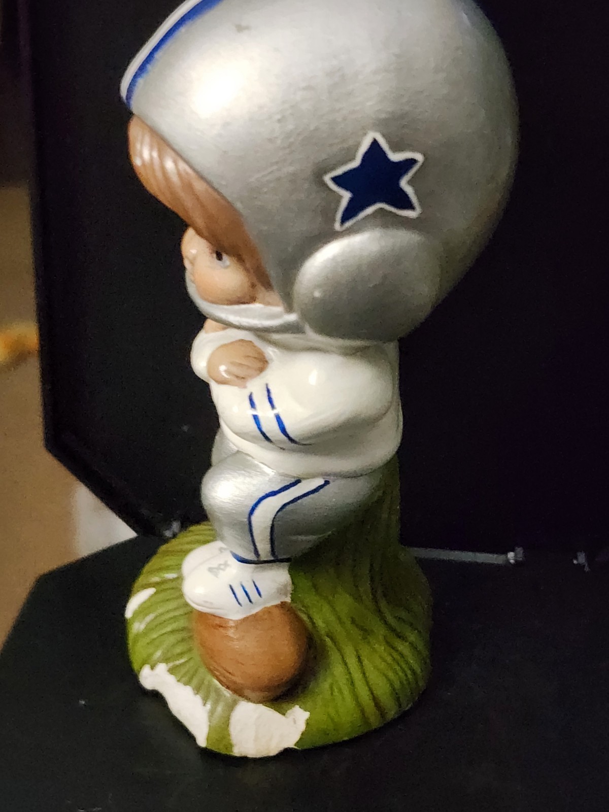 Vintage 1970’s Mold Football Boy Ceramic Figurine Dallas Cowboys #1