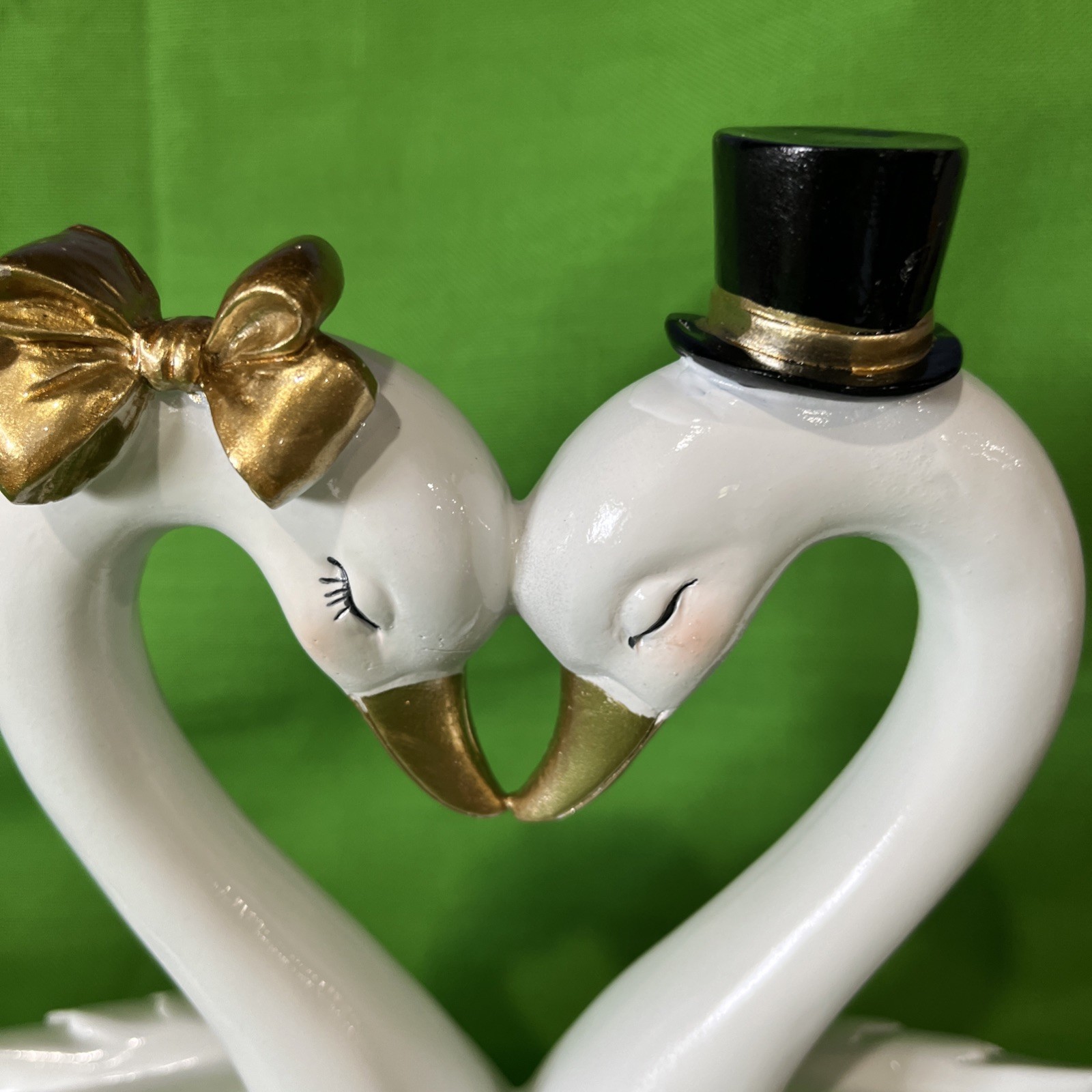 Cupcakes And Cashmere White Gold Swan Couple Figurine Wedding Cake Topper Heart
