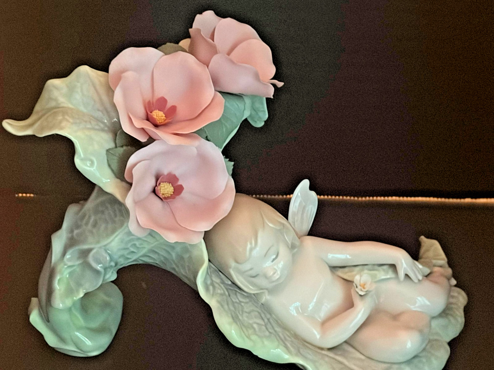 Lladro – Beautiful Little Cherub Angel in Original box