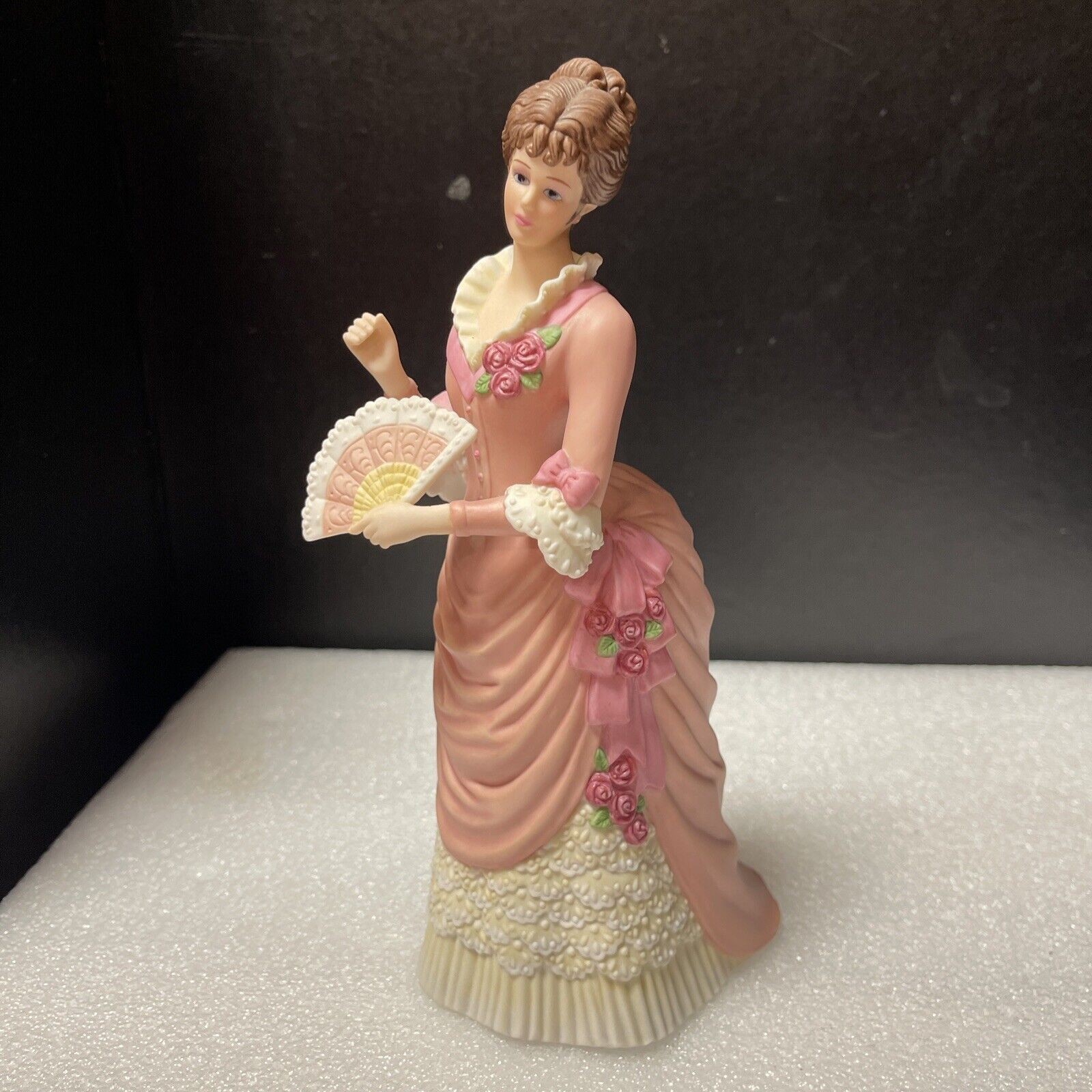 Gorham “Lawn Party” 1996 Limited Edition – Fine Porcelain – Beautiful Lady Pink