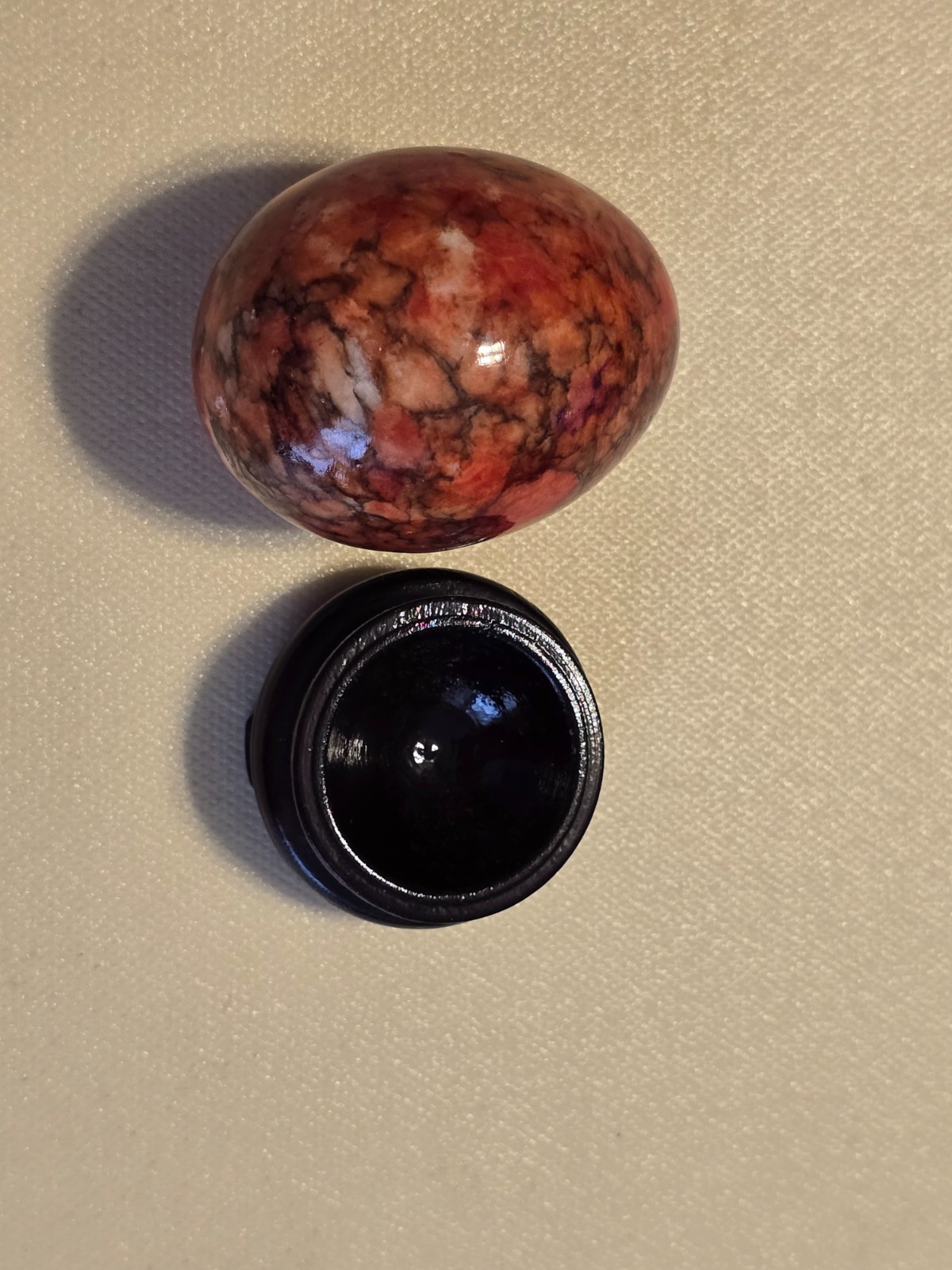 Alabaster Marbleized Collectible Egg Ester Decor w/ Stand