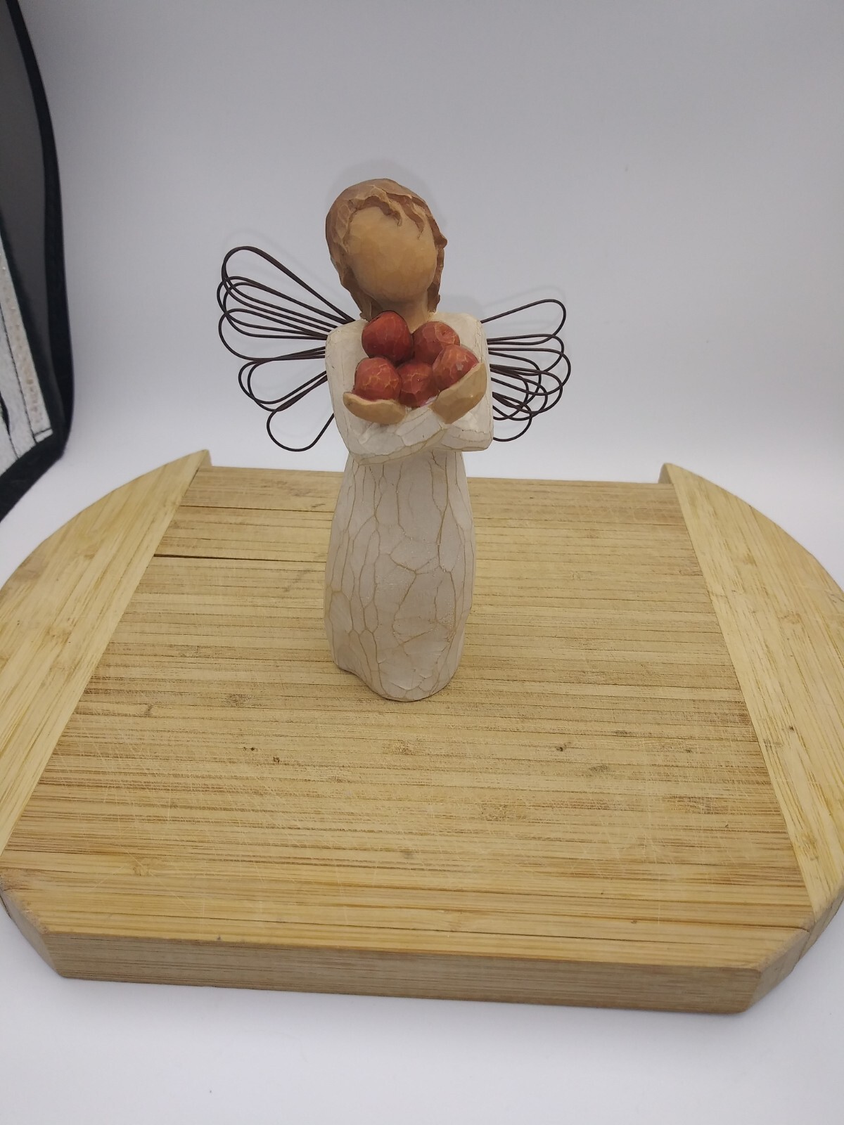 Willow Tree Good Health 2003 Susan Lordi Figurine Holding Apples by Demdaco.