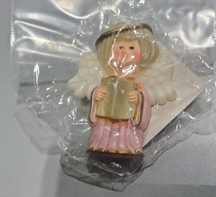 Hallmark RARE 1970’s Lapel Pin Mint Original Packaging~Angel in Pink Robe