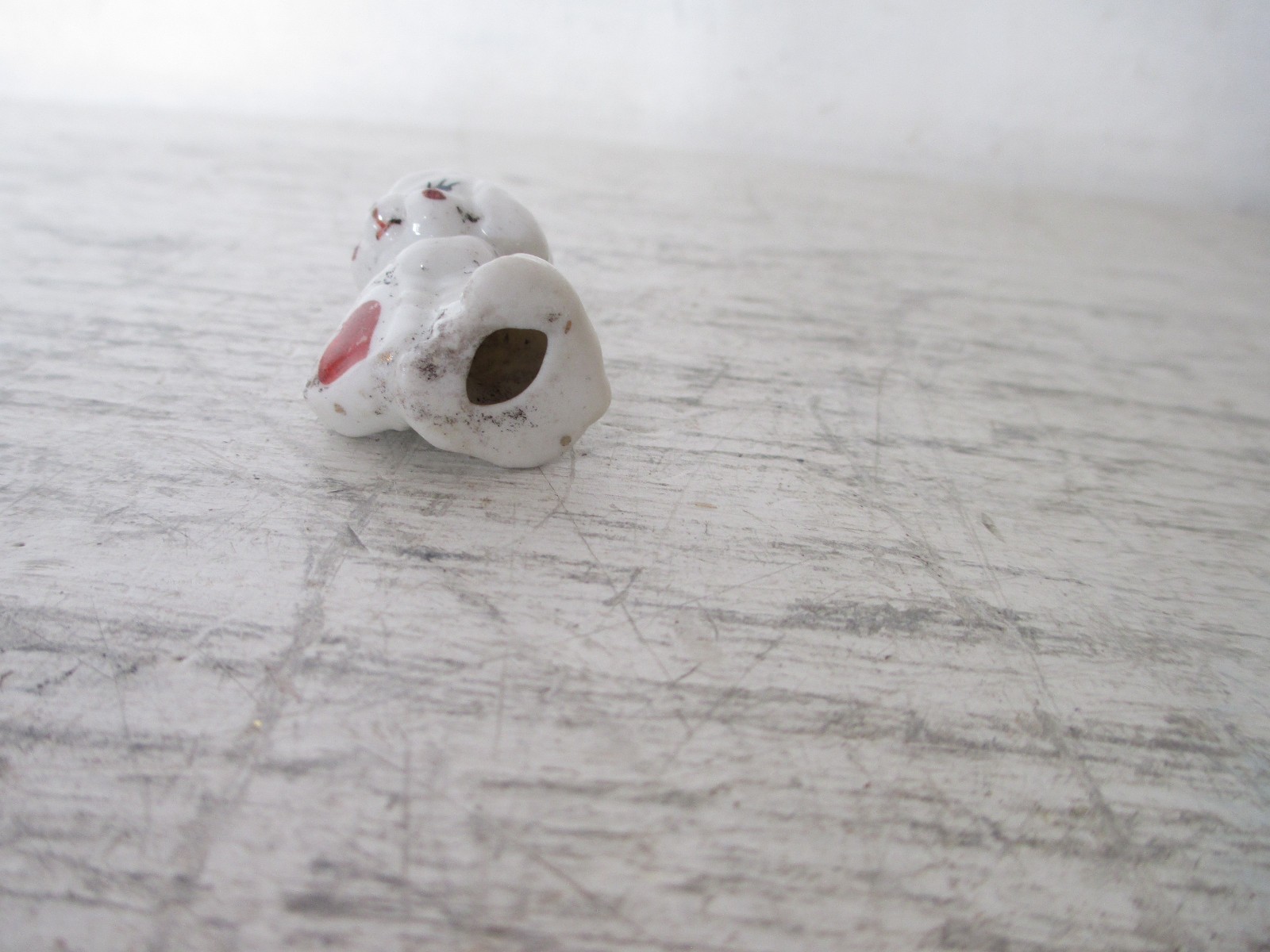 Vintage Miniature Bone China White Dog Holding Red Heart Figurine 1 – 3/8″